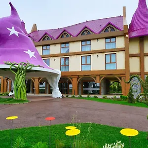 فندق Gardaland Magic, كاستلْنْيوفو ديل غارد